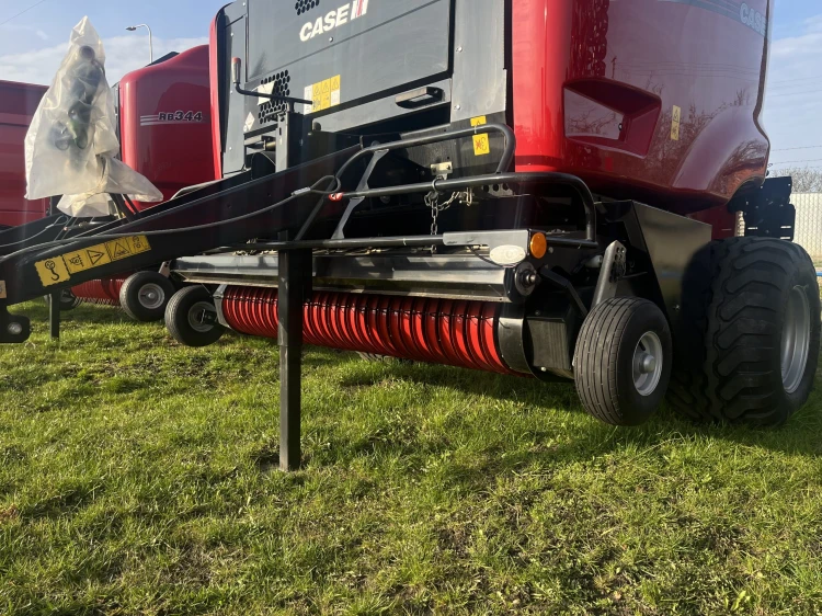 Prasa Case IH RB 344 RC