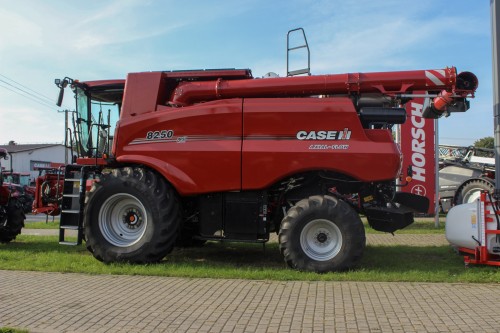 Case IH Axial-Flow 8250