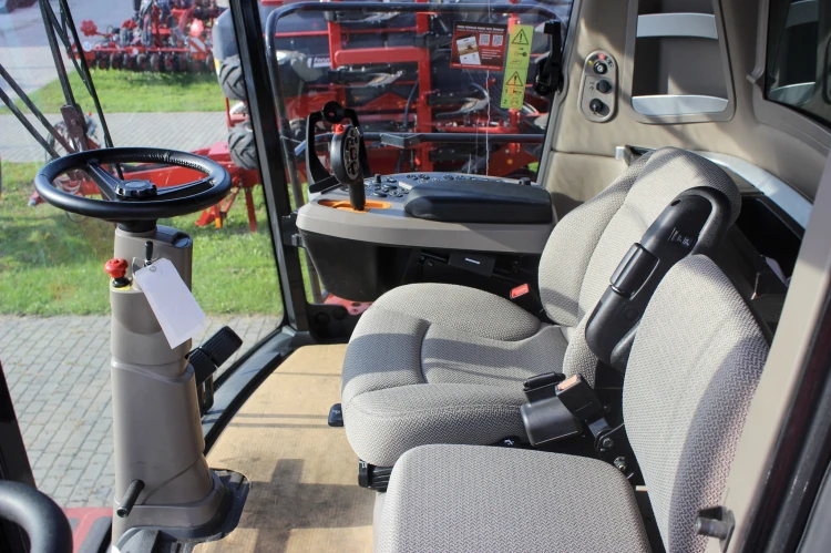 Case IH Axial-Flow 8250