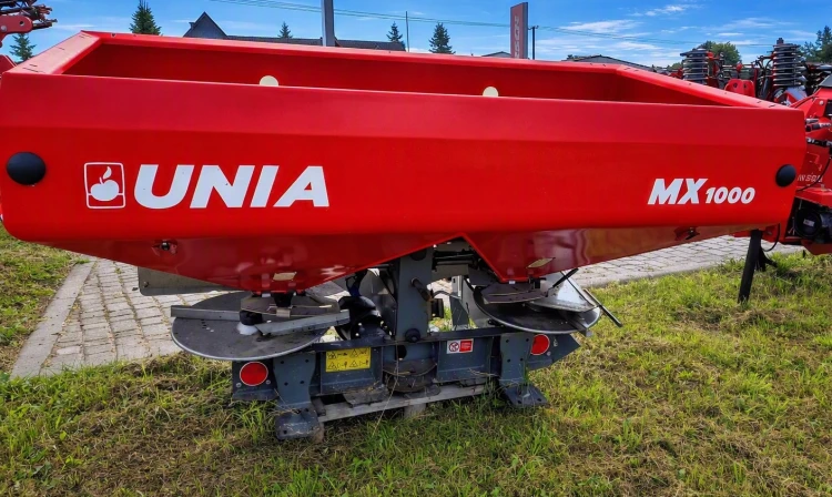 MX1000 popraw.jpg